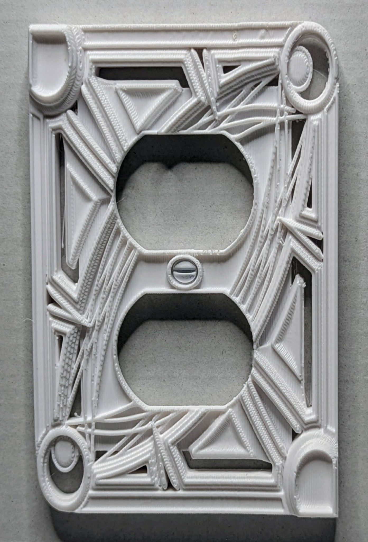 Dwarven Relic Outlet Cover