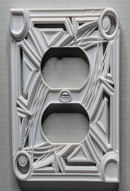 Dwarven Relic Outlet Cover